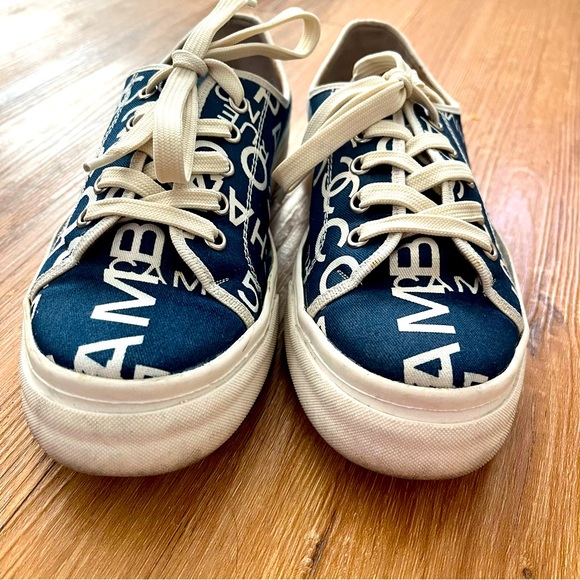 CHANEL vintage 31 Rue Cambon canvas platform sneakers - Picture 2 of 6